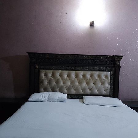 Moon Soon Hotel Лахор Екстериор снимка