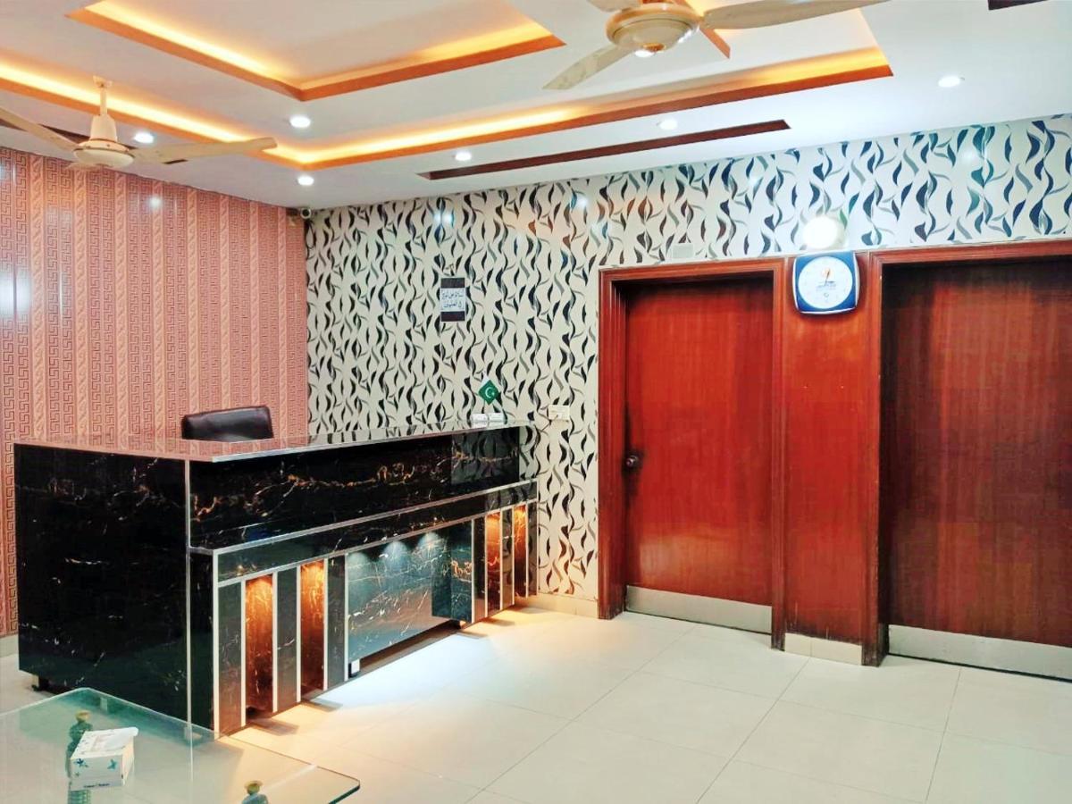 Moon Soon Hotel Лахор Екстериор снимка