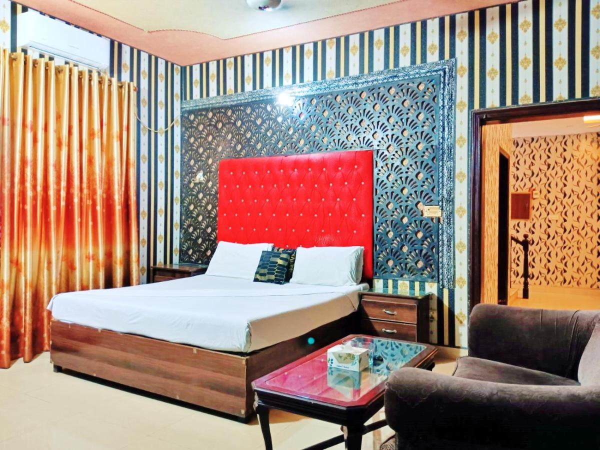 Moon Soon Hotel Лахор Екстериор снимка