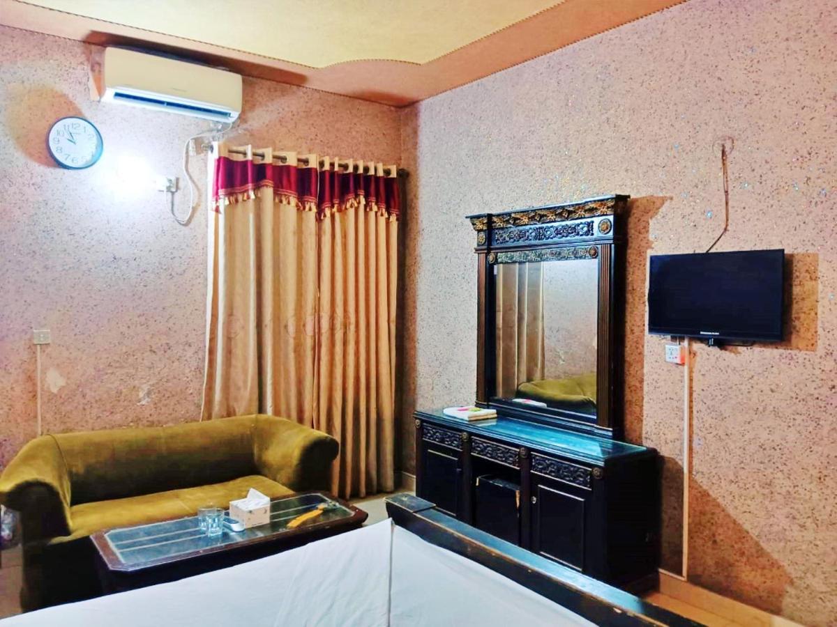 Moon Soon Hotel Лахор Екстериор снимка