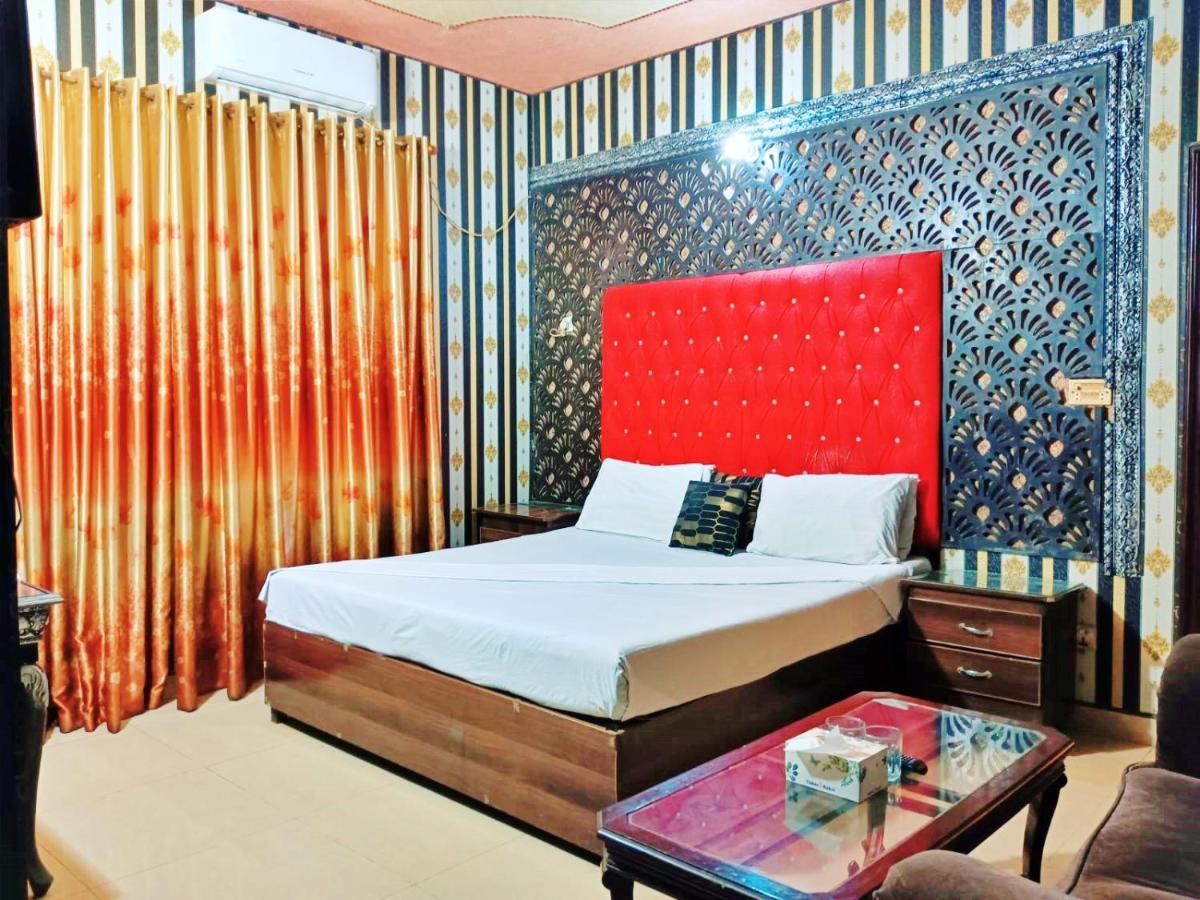 Moon Soon Hotel Лахор Екстериор снимка