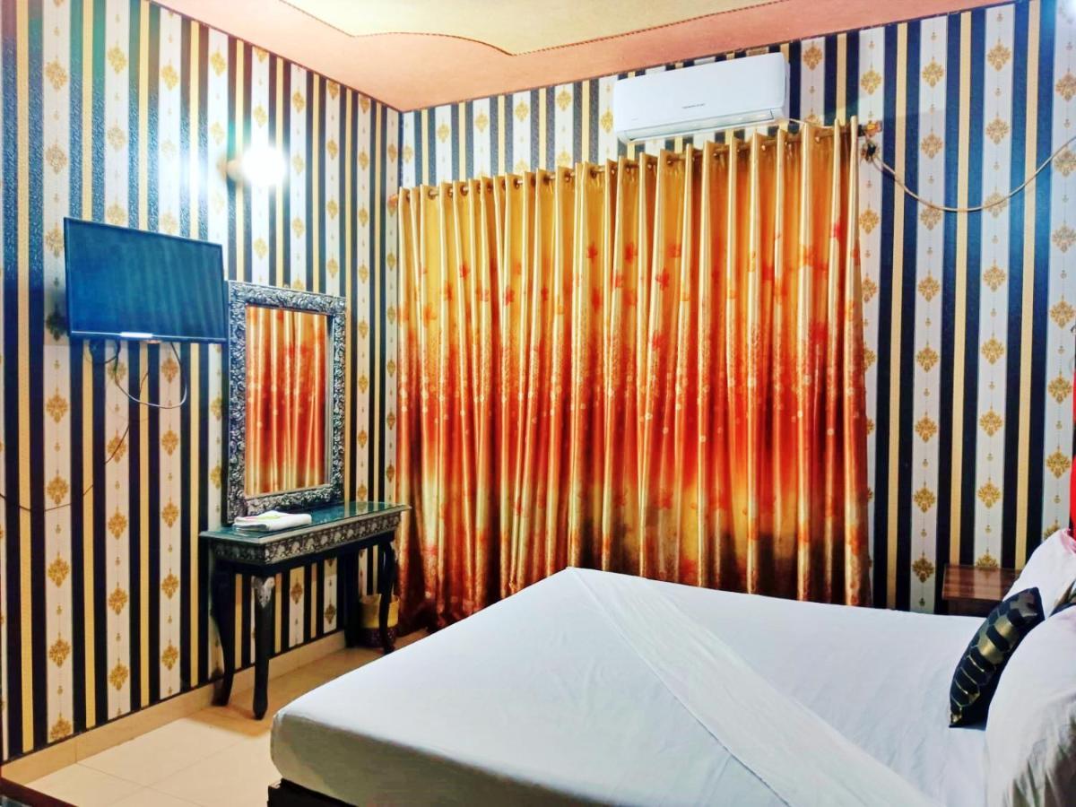 Moon Soon Hotel Лахор Екстериор снимка